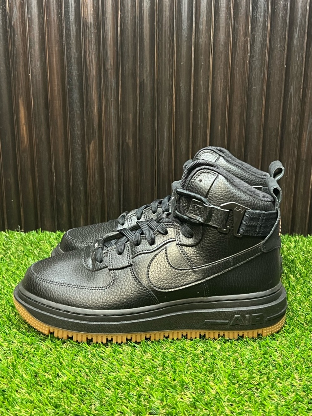 Size 9 - Nike Air Force 1 Utility 2.0 High Black Gum Medium Brown W